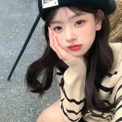 阳台上的坏女孩